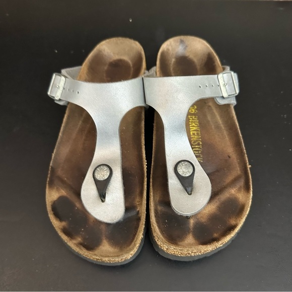 Birkenstock Women Sandals Shoes Gizeh Grey Silver Patent Leather EU 36 Thong - Picture 5 of 10